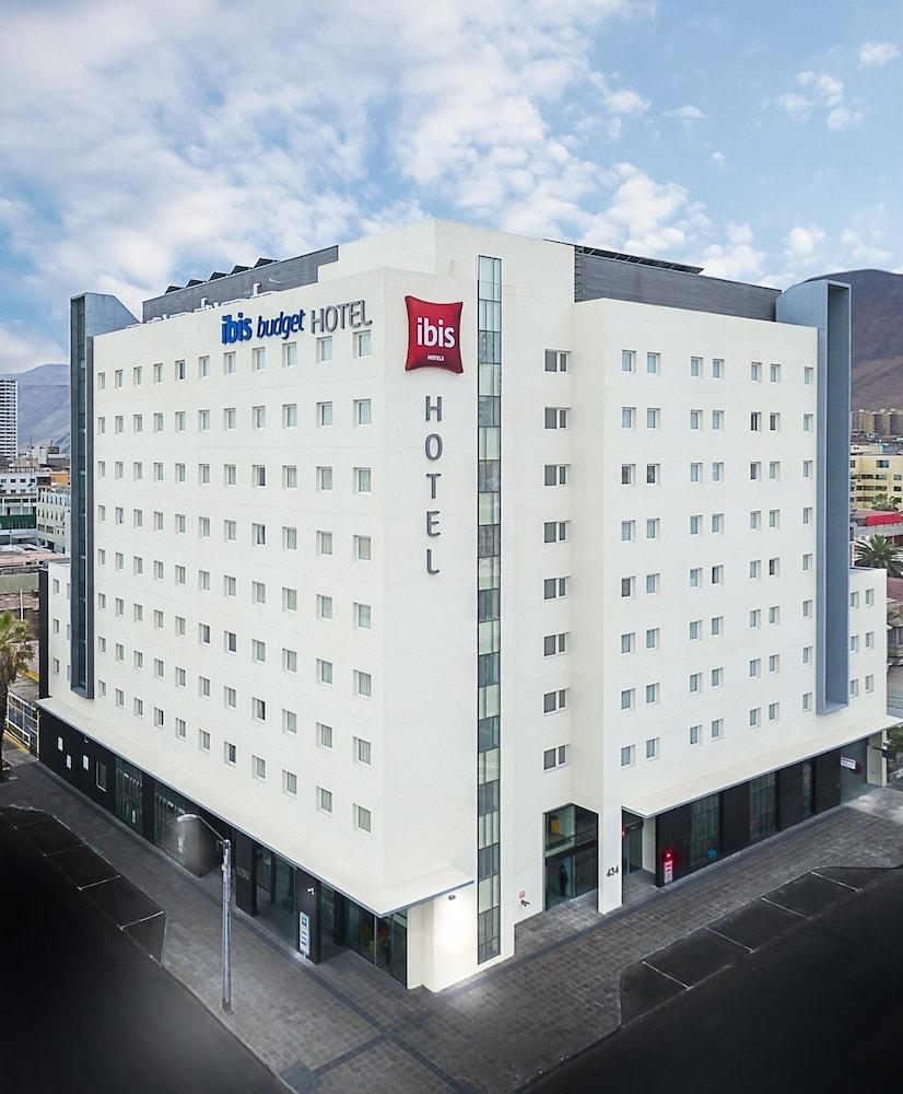 Ibis Iquique Hotel Exterior photo